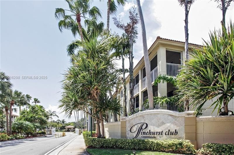 PINEHURST CLUB CONDO · #3-206 in Hollywood - Photo 20