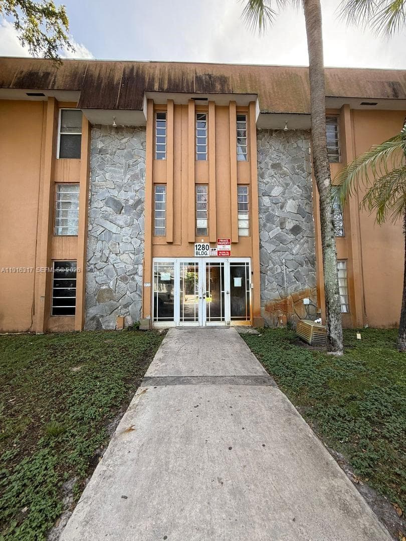 THE KENSINGTON CONDO · #316b in Hialeah - Photo 9