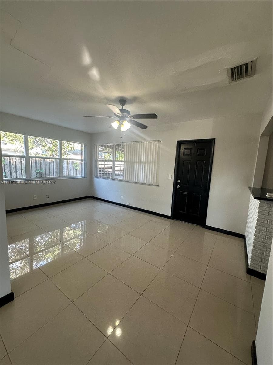 2421 N 57th Ter #0 photo 23