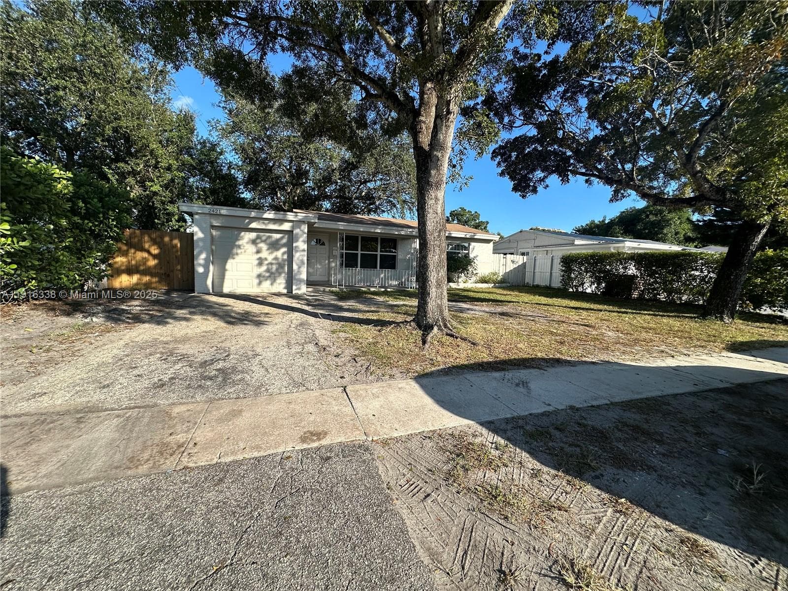 2421 N 57th Ter #0 photo 1