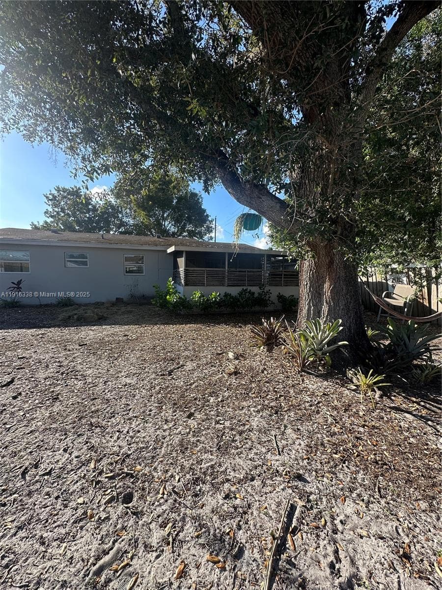 2421 N 57th Ter #0 photo 35