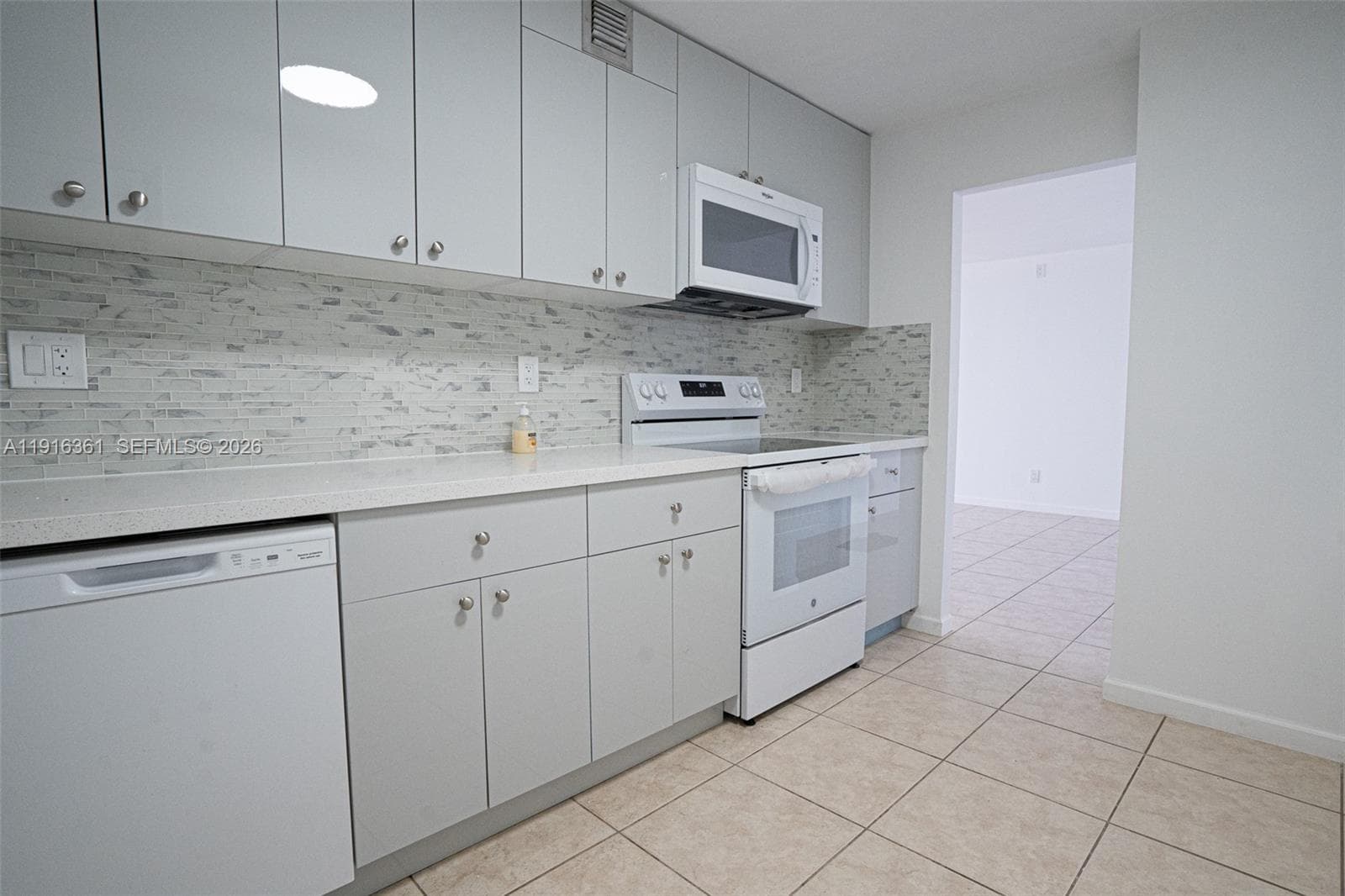 PLAZA TOWERS SOUTH · #1509 in Hallandale Beach - Photo 1