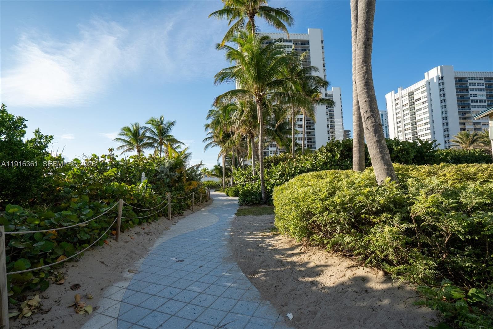 PLAZA TOWERS SOUTH · #1509 in Hallandale Beach - Photo 31