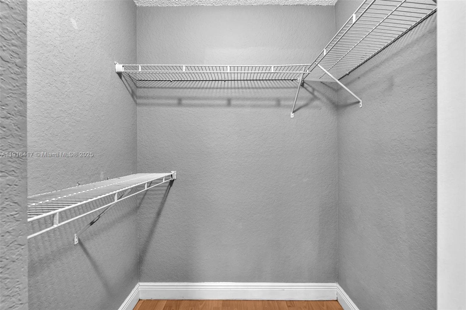 LAKEVIEW CLUB CONDO · #313 in Oakland Park - Photo 13
