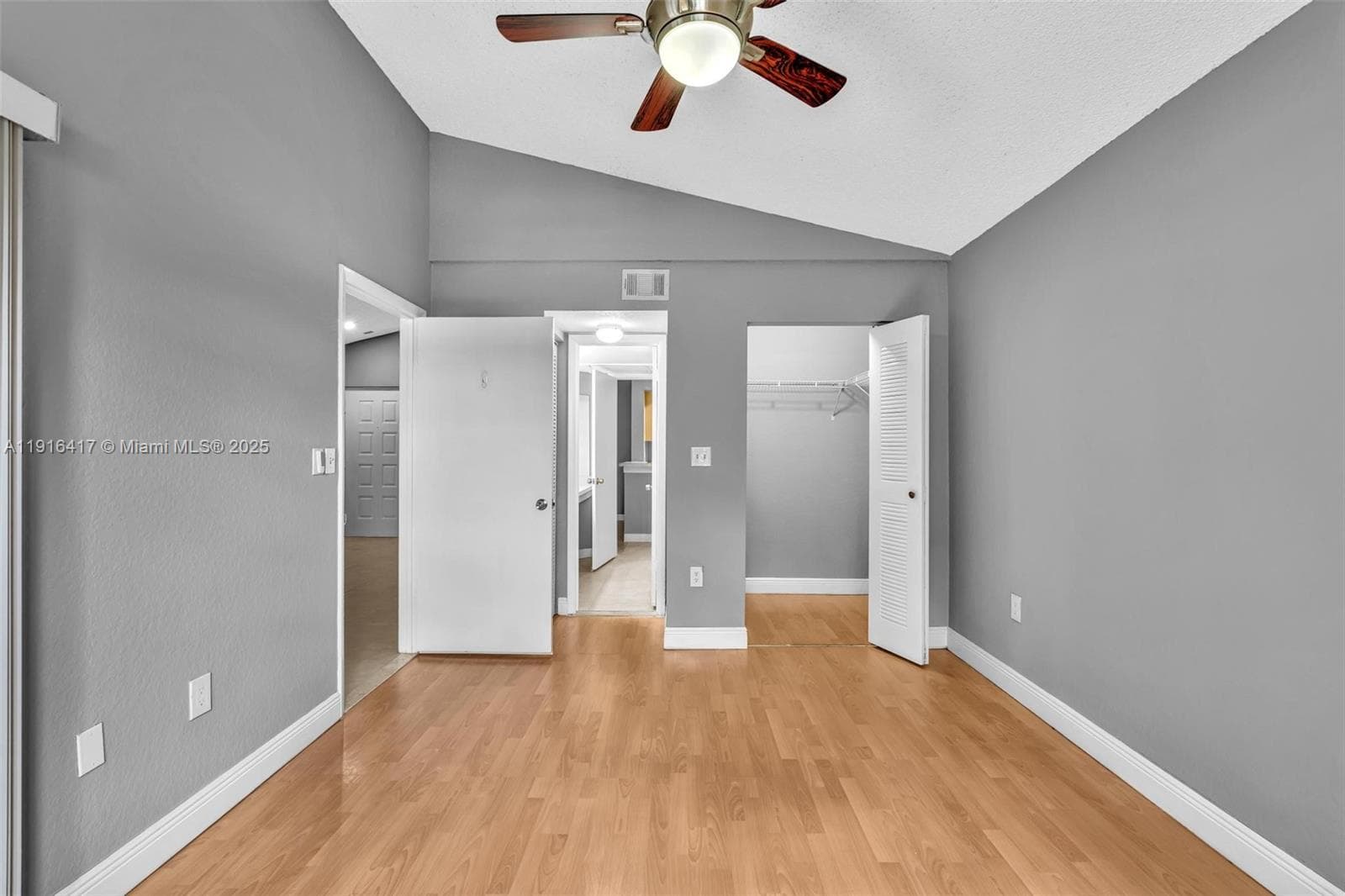 LAKEVIEW CLUB CONDO · #313 in Oakland Park - Photo 12