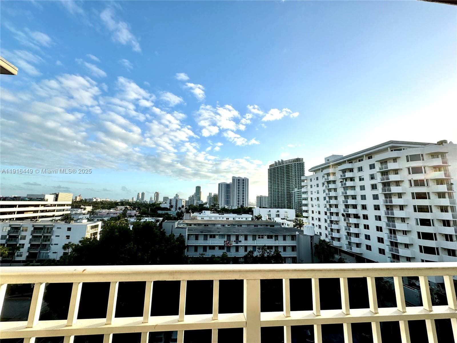 LINCOLN TOWERS CONDO · #C903 in Miami Beach - Photo 2