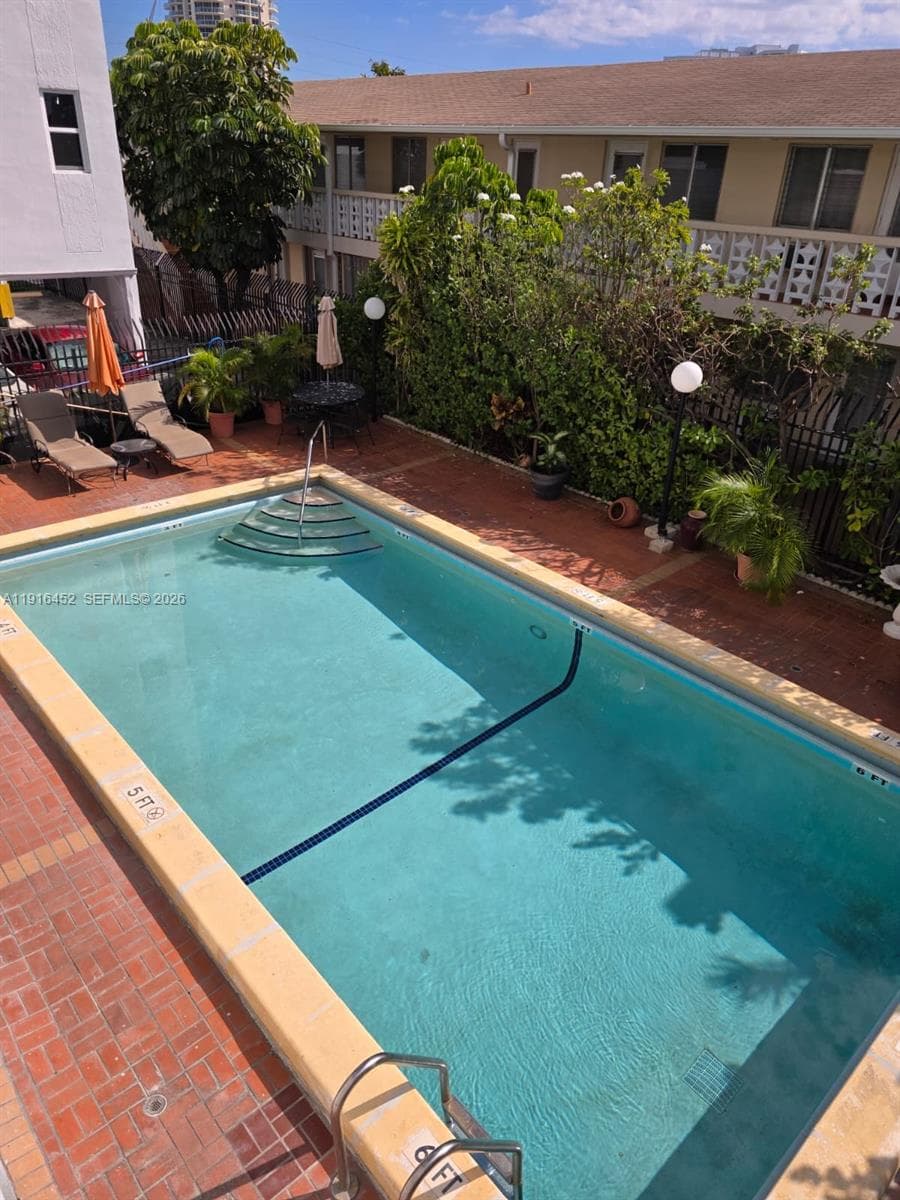 HARDING PLACE CONDO · #204 in Miami Beach - Photo 12