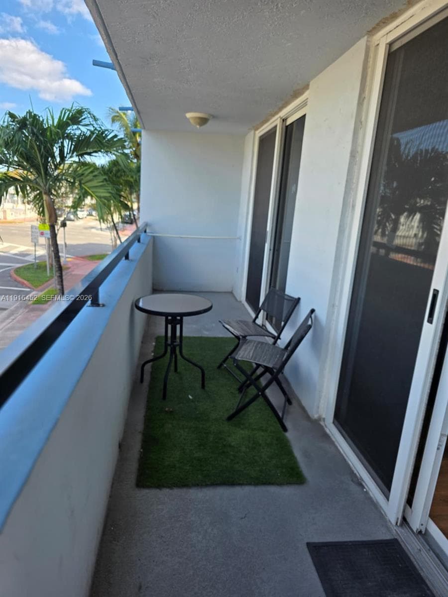 HARDING PLACE CONDO · #204 in Miami Beach - Photo 32