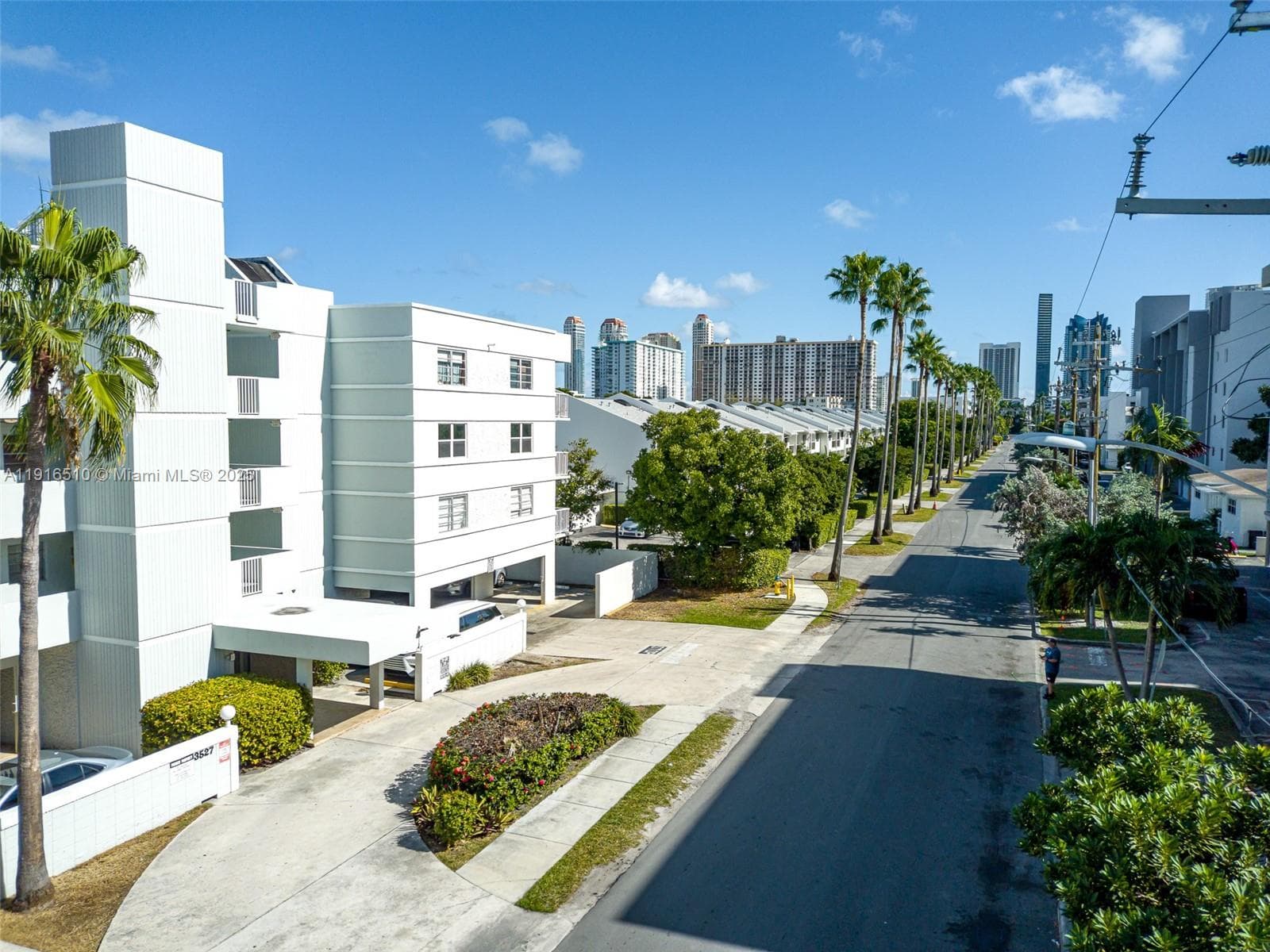 Koya Bay · #301 in North Miami Beach - Photo 42