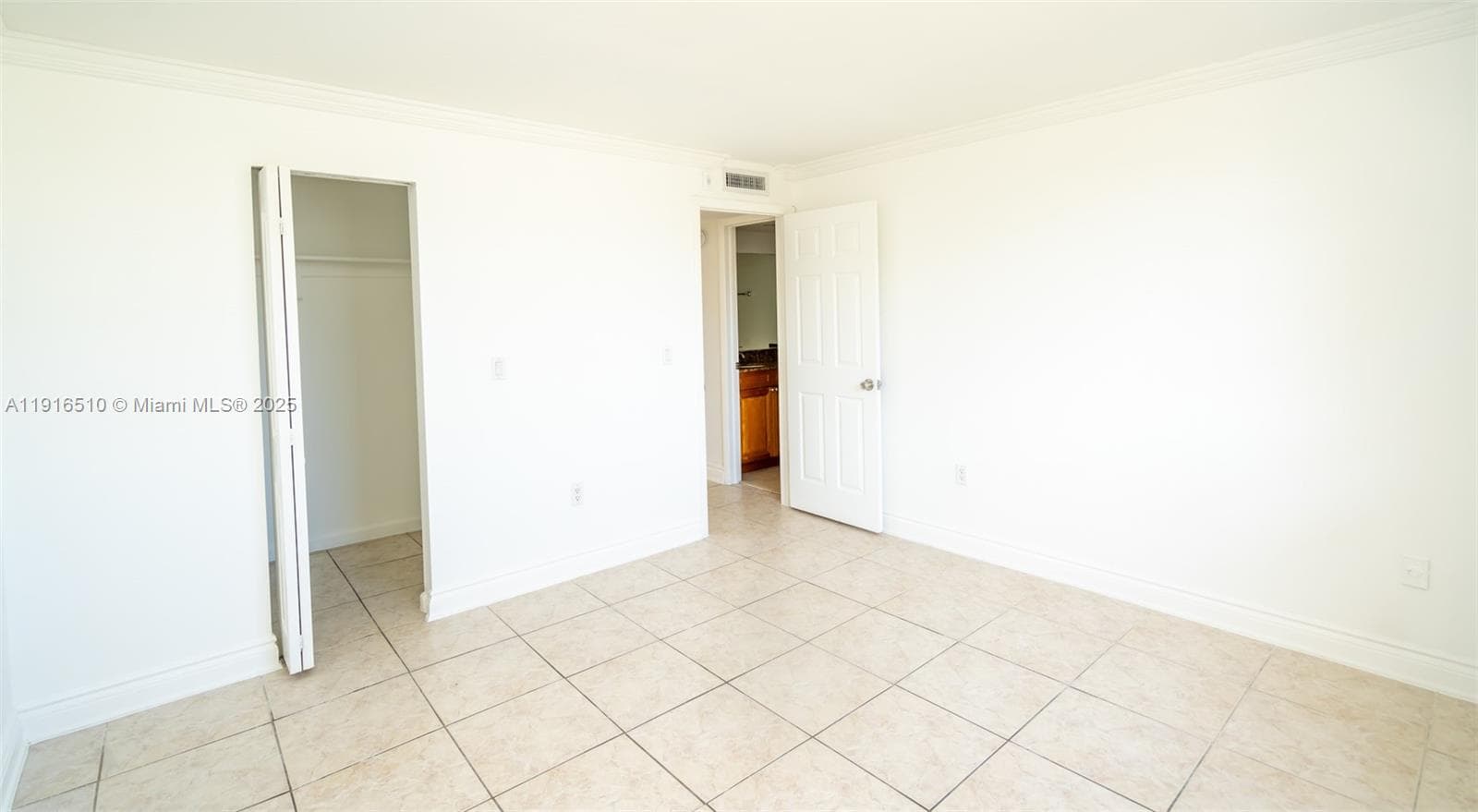 Koya Bay · #301 in North Miami Beach - Photo 17
