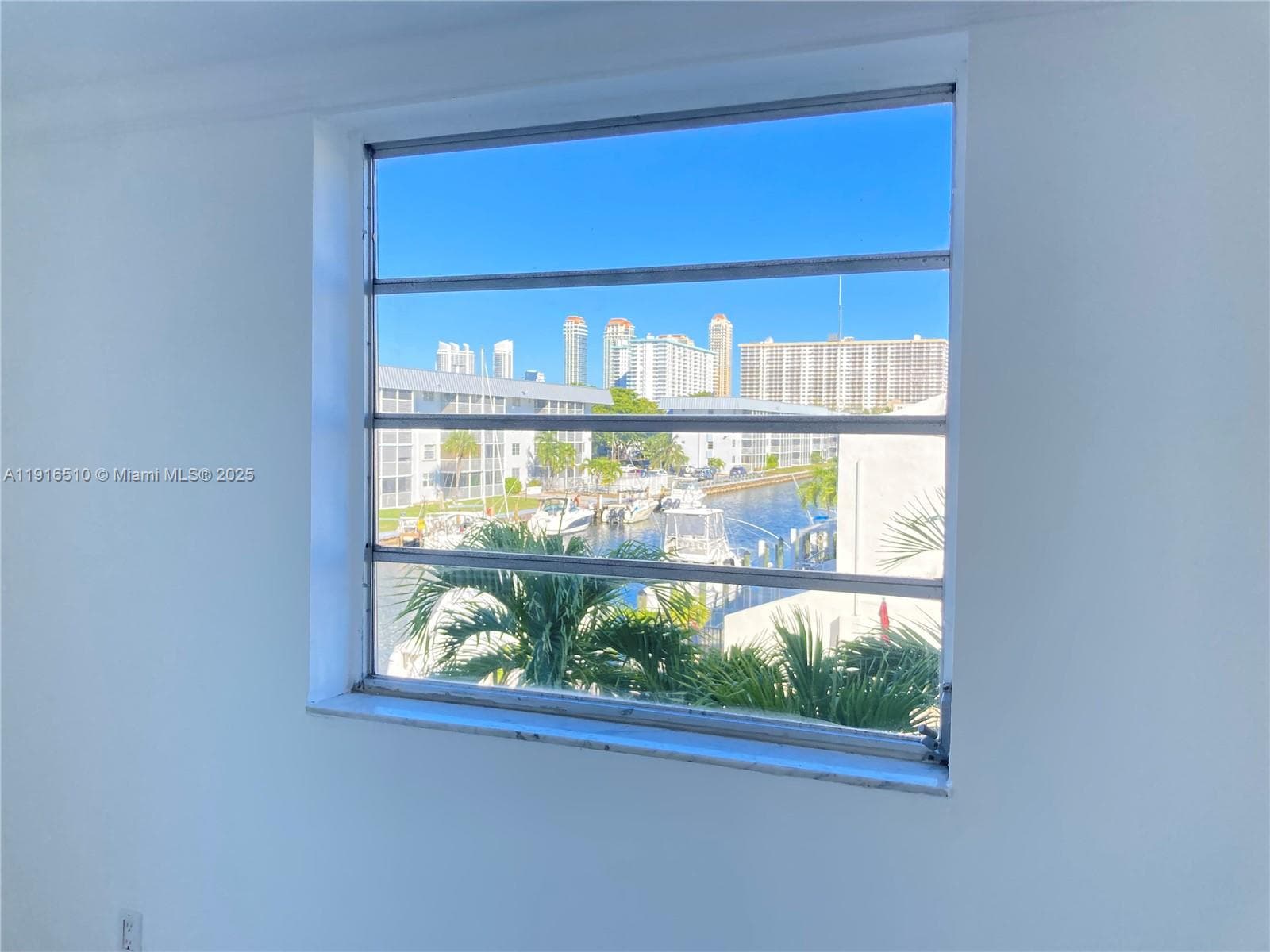 Koya Bay · #301 in North Miami Beach - Photo 10