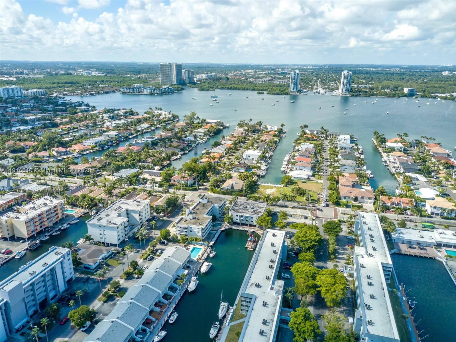 Koya Bay · #301 in North Miami Beach - Photo 40