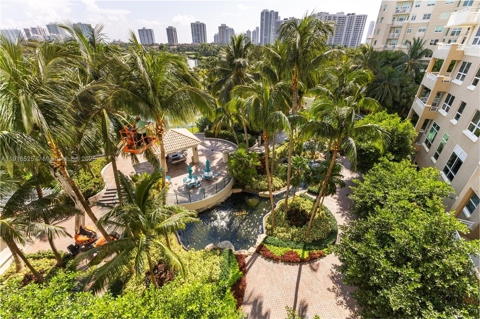 TURNBERRY ON THE GREEN CO · #515 in Aventura - Photo 20