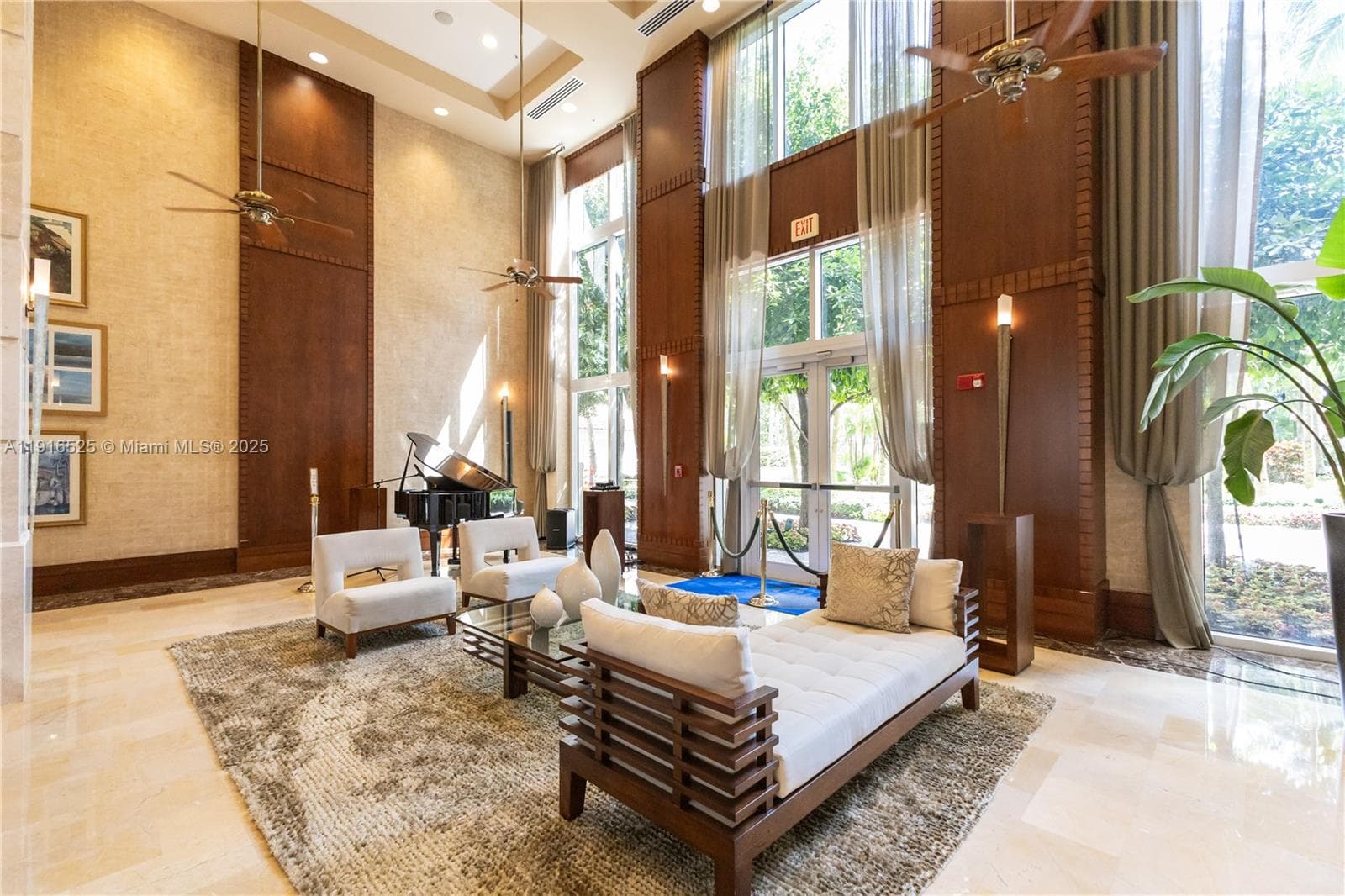 TURNBERRY ON THE GREEN CO · #515 in Aventura - Photo 35