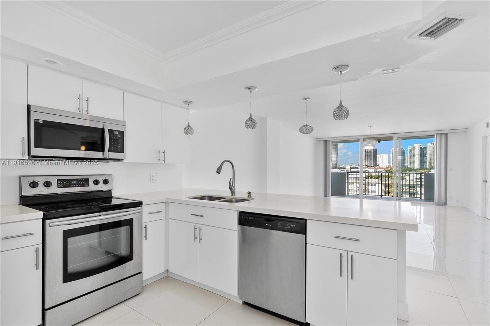 Coral Isle East · #808 in North Miami Beach - Photo 20