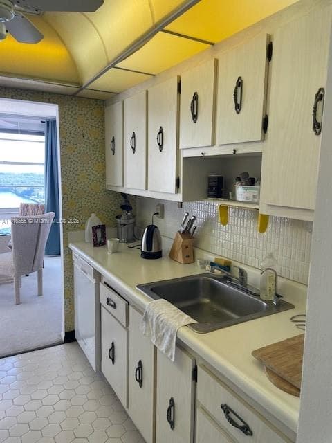 WINSTON TOWER · #1605 in Sunny Isles Beach - Photo 13