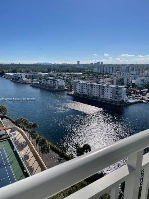 WINSTON TOWER · #1605 in Sunny Isles Beach - Photo 15