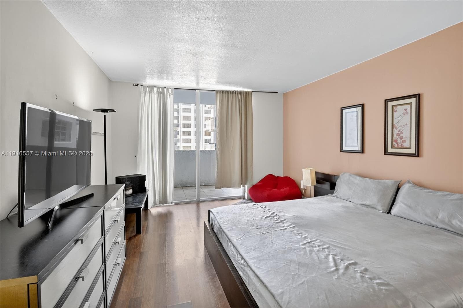 COMMODORE PLAZA CONDO · #506 in Aventura - Photo 23