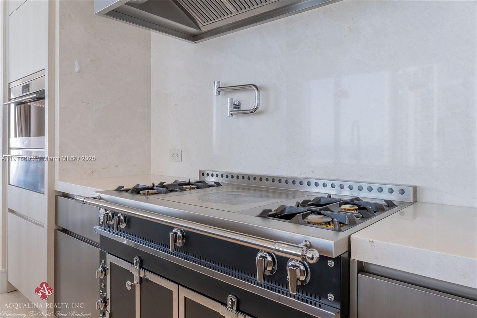 The Estates at Acqualina · #2402 in Sunny Isles Beach - Photo 6