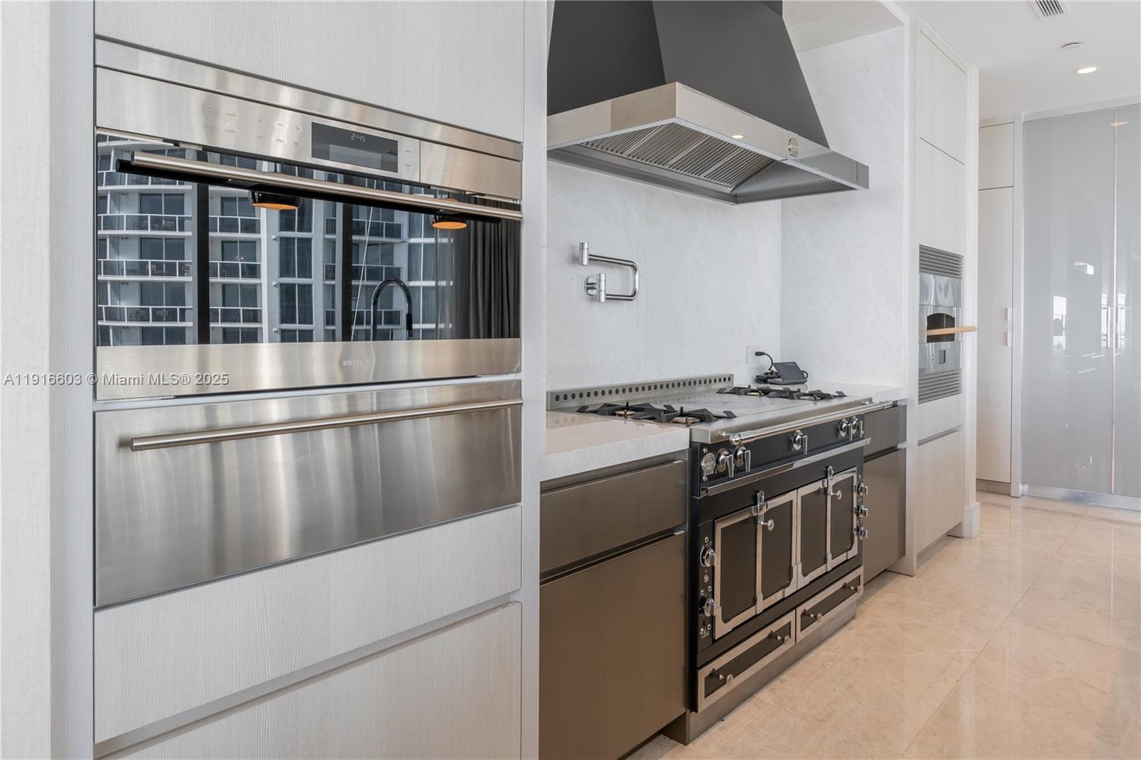 The Estates at Acqualina · #2402 in Sunny Isles Beach - Photo 7