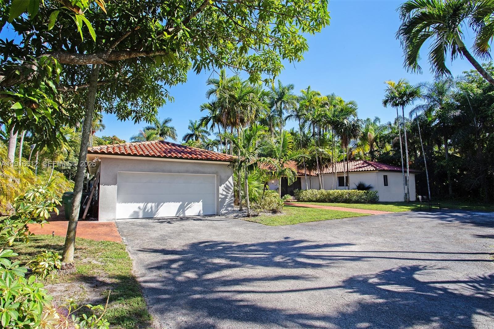 14135 N Miami Ave photo 13