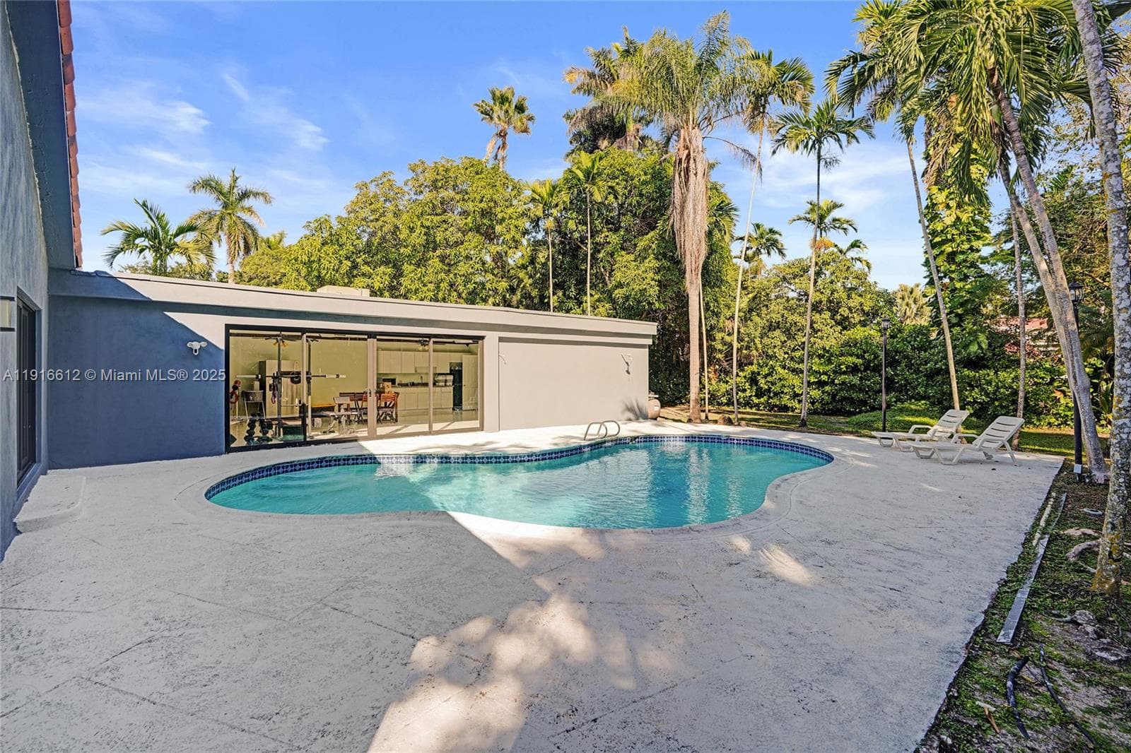 14135 N Miami Ave photo 28