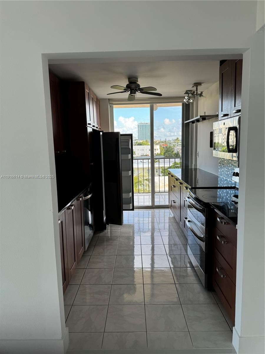 BYRON PARK CONDO · #506 in Miami Beach - Photo 5