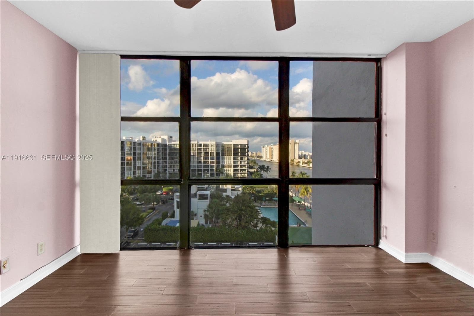 Oceanview Park · #821 in Hallandale Beach - Photo 17
