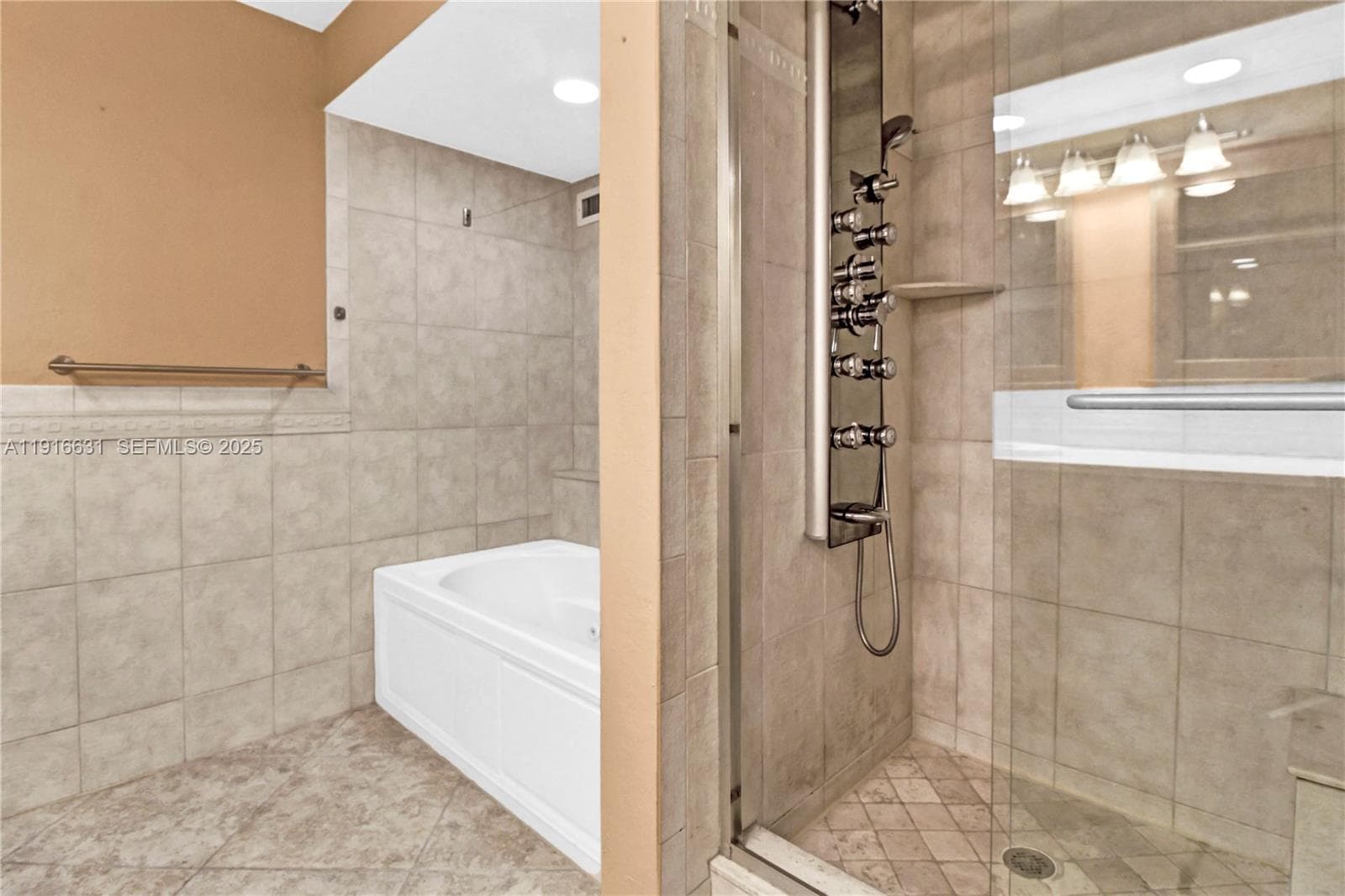 Oceanview Park · #821 in Hallandale Beach - Photo 26