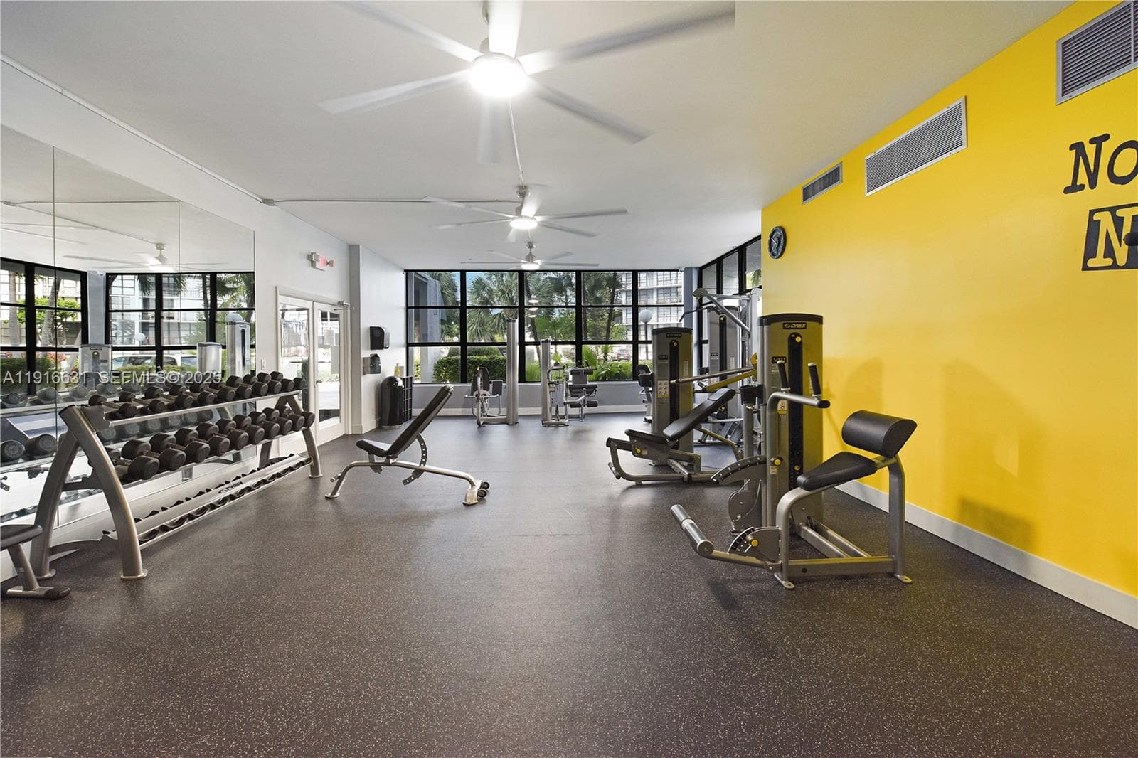Oceanview Park · #821 in Hallandale Beach - Photo 31
