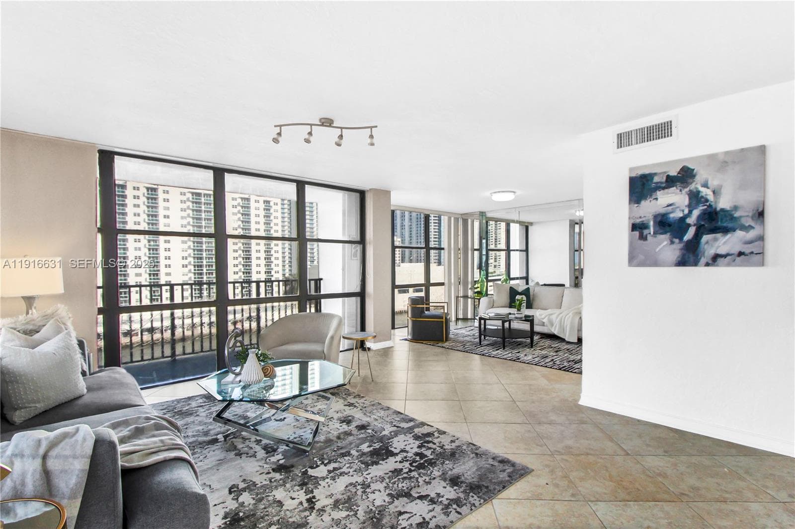 Oceanview Park · #821 in Hallandale Beach - Photo 8