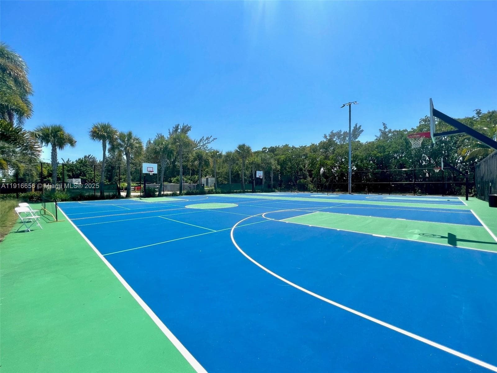 PARADISE BY THE SEA CONDO · #208 in Hallandale Beach - Photo 24