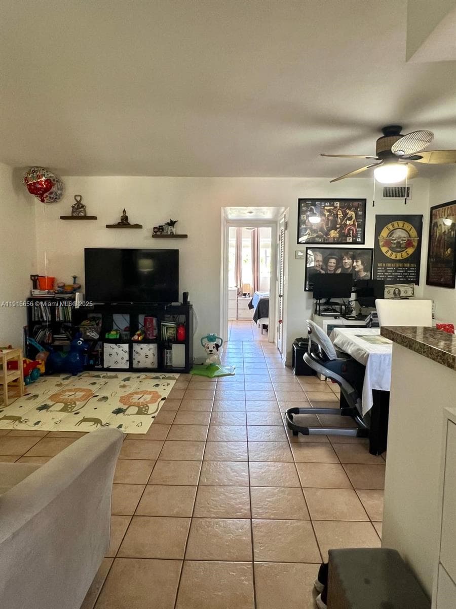 PARADISE BY THE SEA CONDO · #208 in Hallandale Beach - Photo 4