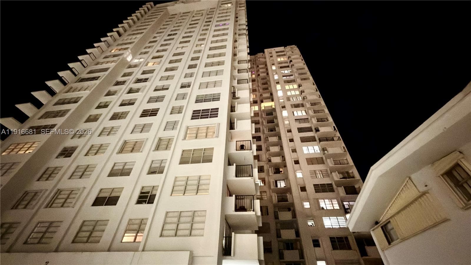 COMMODORE PLAZA CONDO · #906 in Aventura - Photo 42