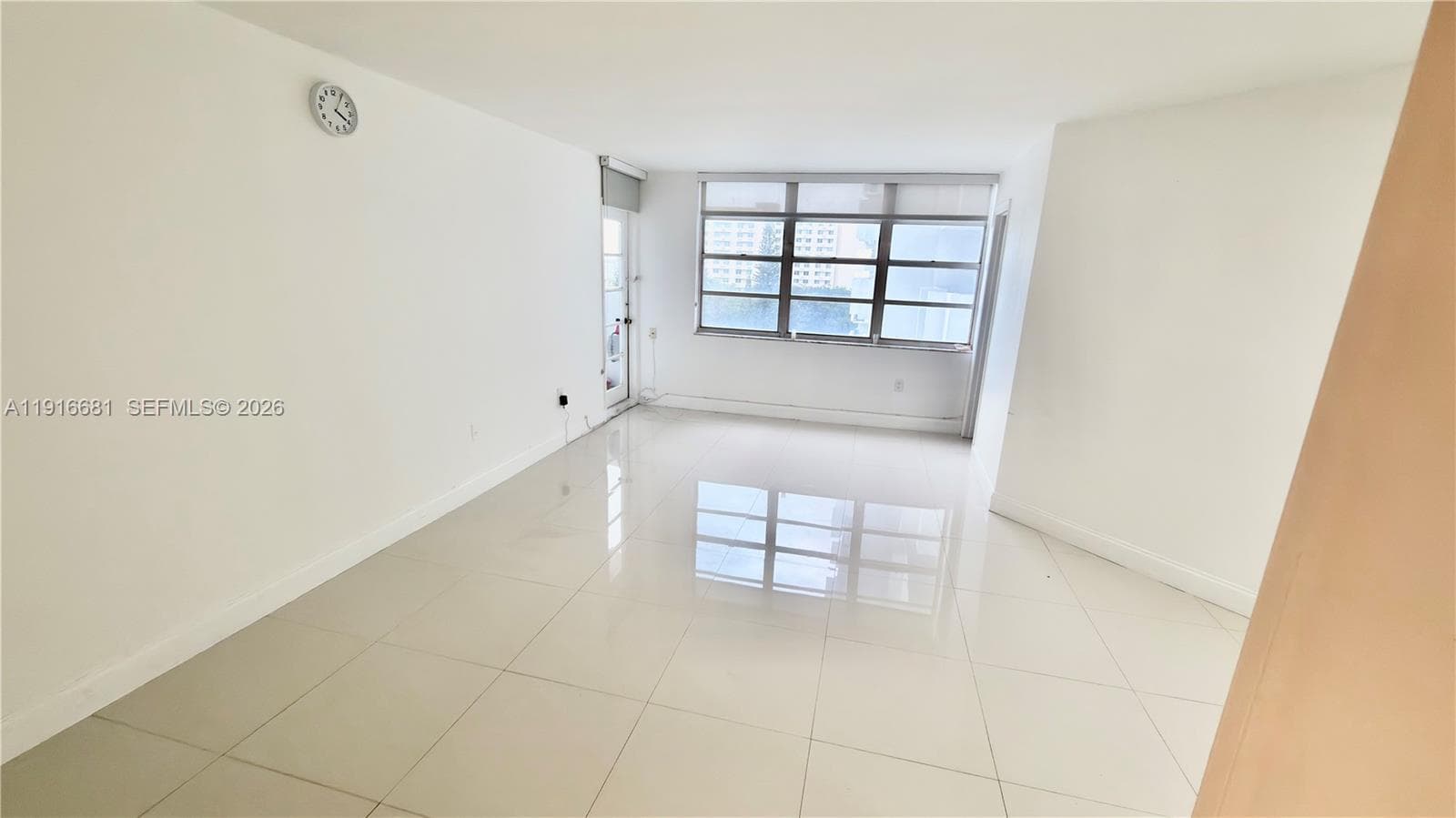 COMMODORE PLAZA CONDO · #906 in Aventura - Photo 17
