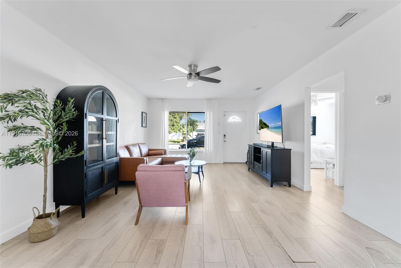 3166 NW 68th Ct photo 4