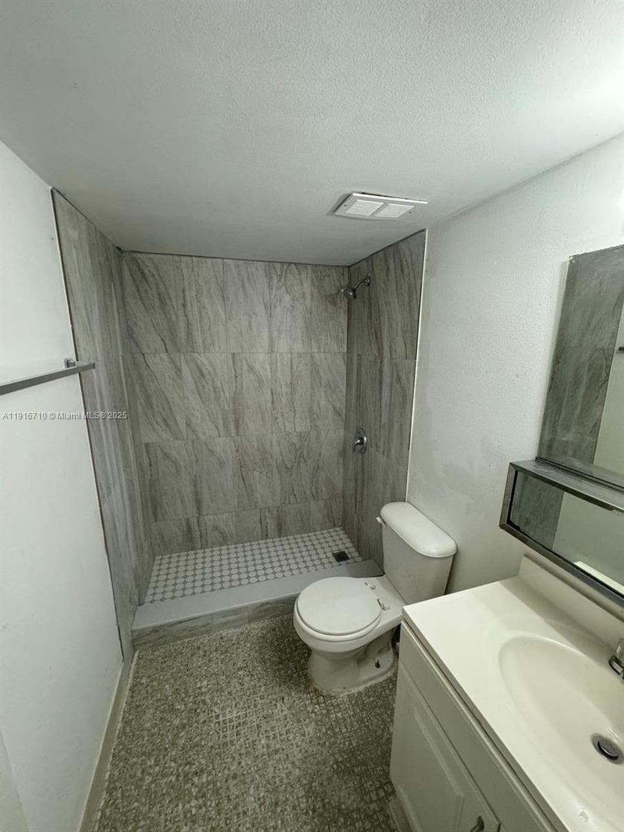 POINT SOUTH CONDO · #323 in Miami - Photo 9
