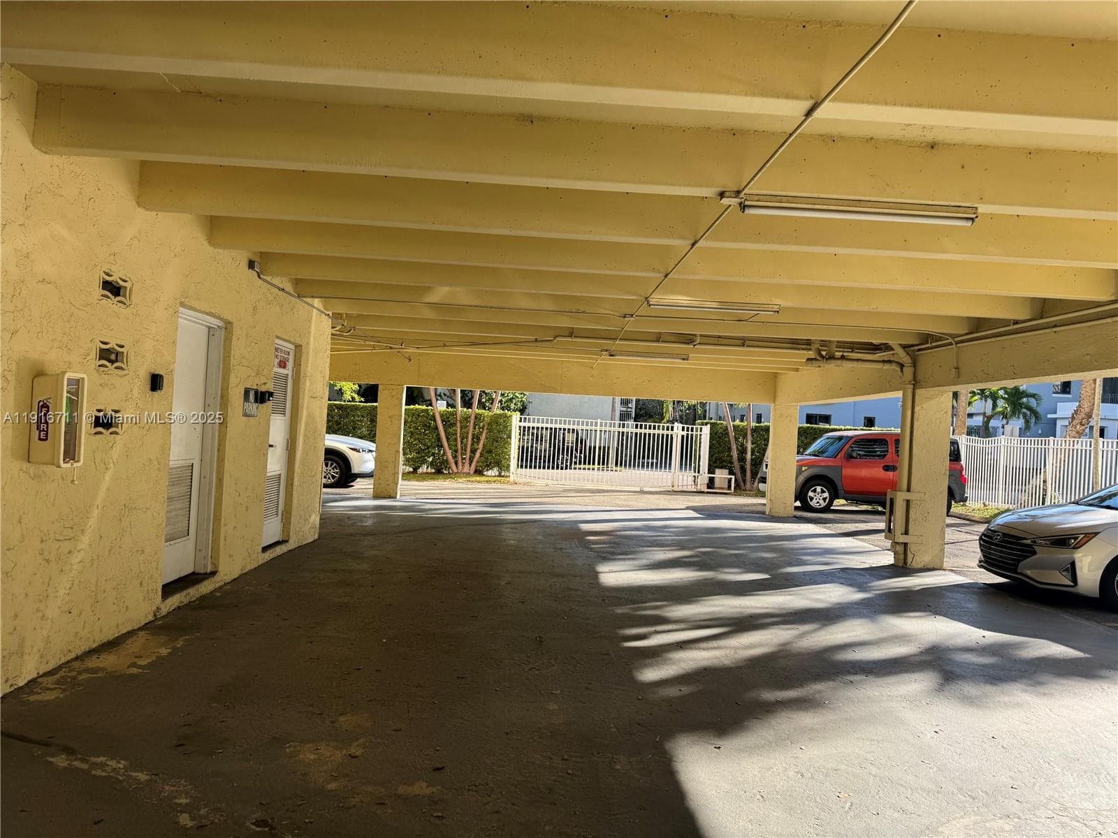 SUNSET POINT CONDO · #104 in South Miami - Photo 22