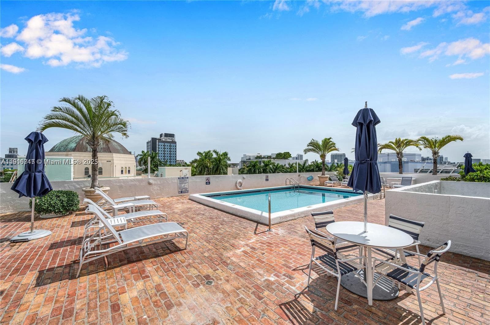 Park Plaza condominium · #4G in Miami Beach - Photo 2