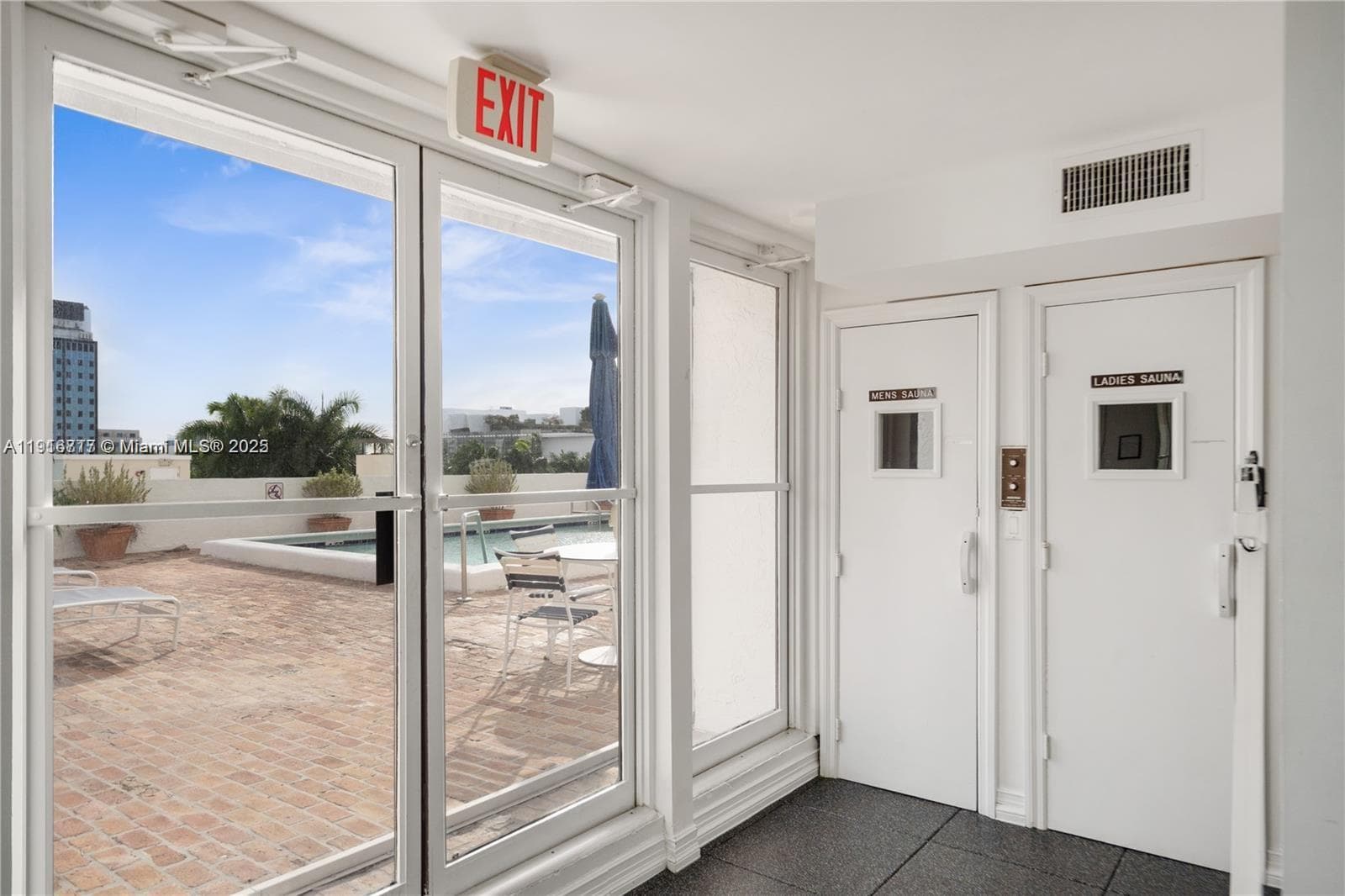 Park Plaza condominium · #4G in Miami Beach - Photo 9