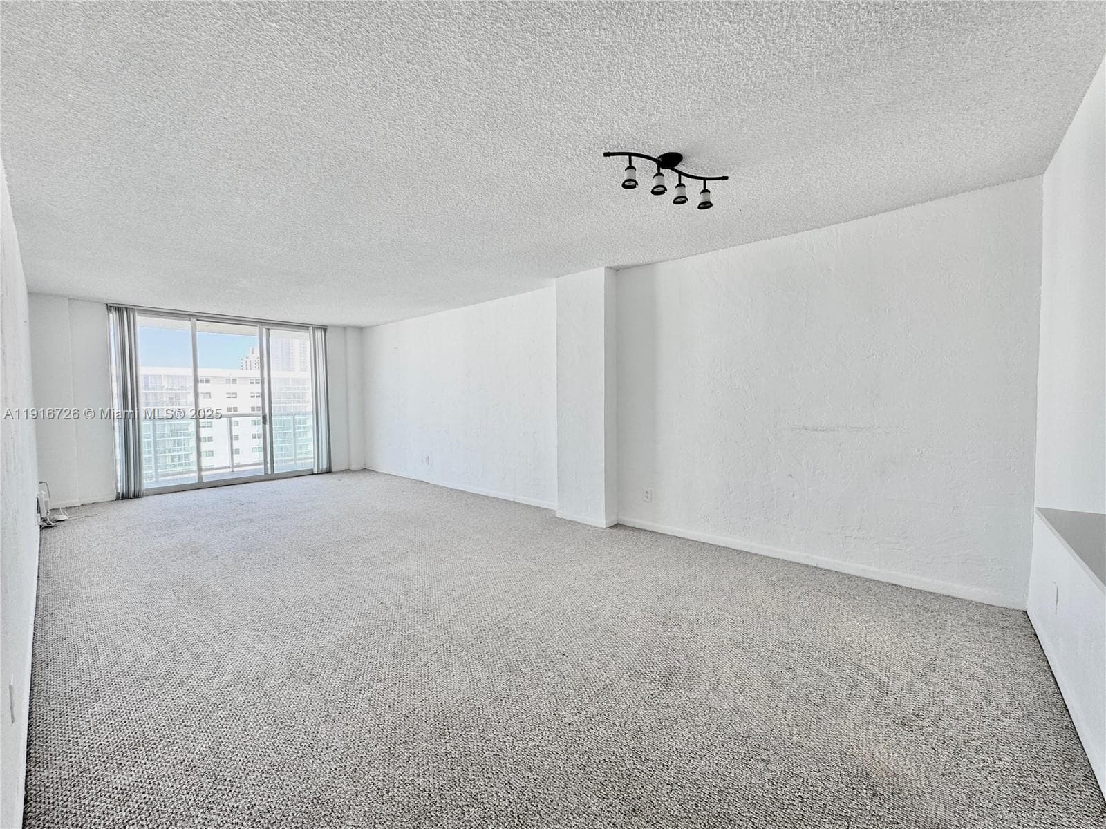 OCEANVIEW BUILDING A · #1610 in Sunny Isles Beach - Photo 8