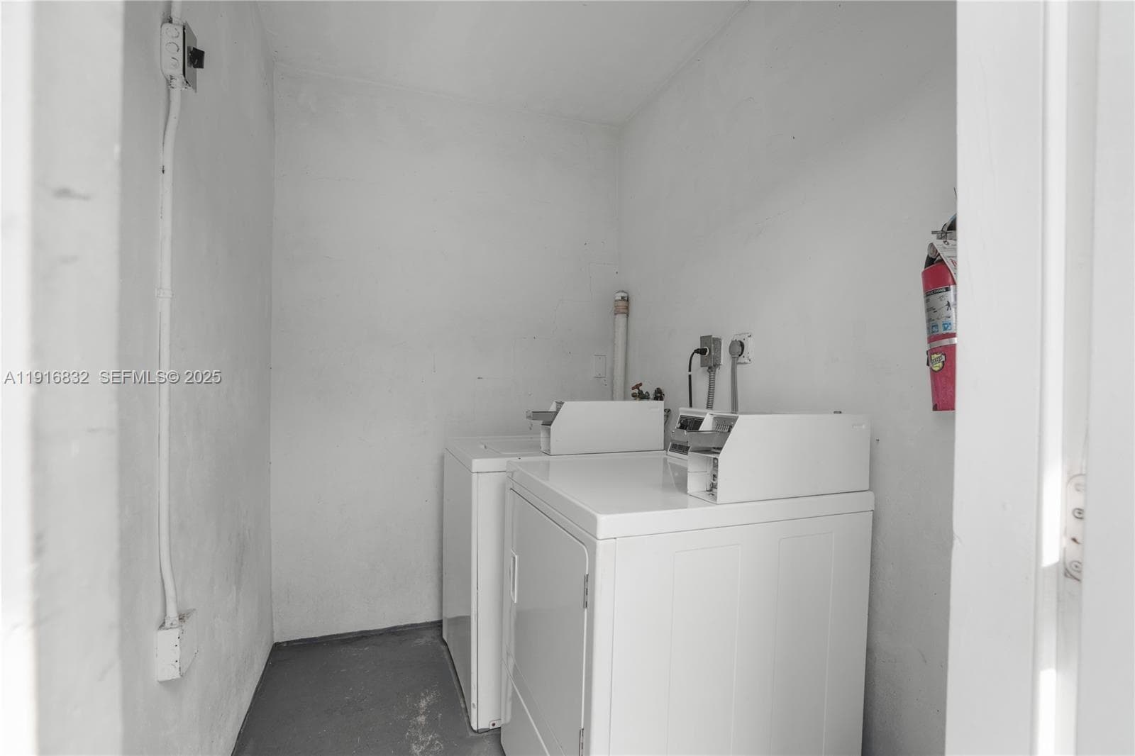 932 MOFFETT CONDO · #5 in Hallandale Beach - Photo 12