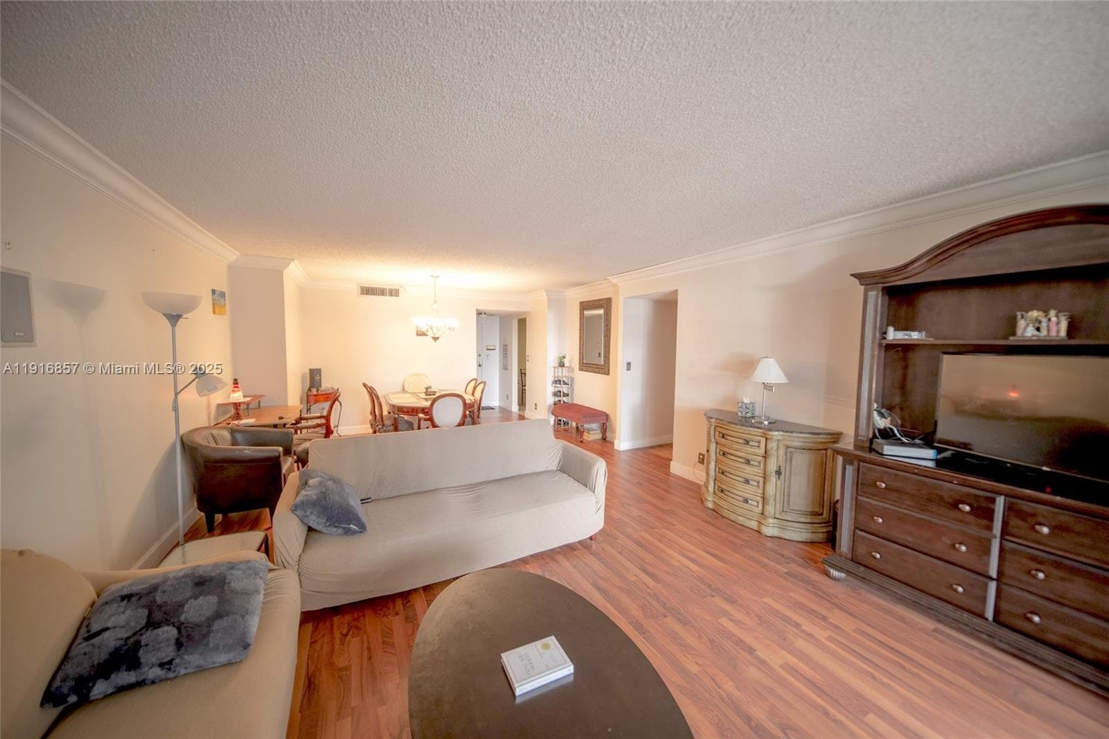 The Olympus Condo · #517 in Hallandale Beach - Photo 19
