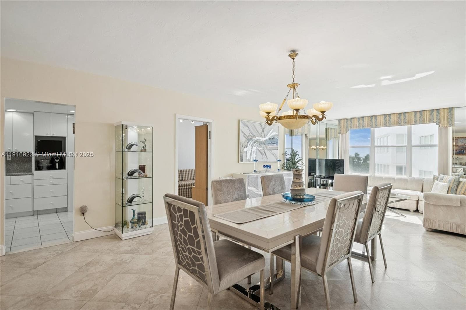 CARRIAGE CLUB SOUTH CONDO · #5G in Miami Beach - Photo 4