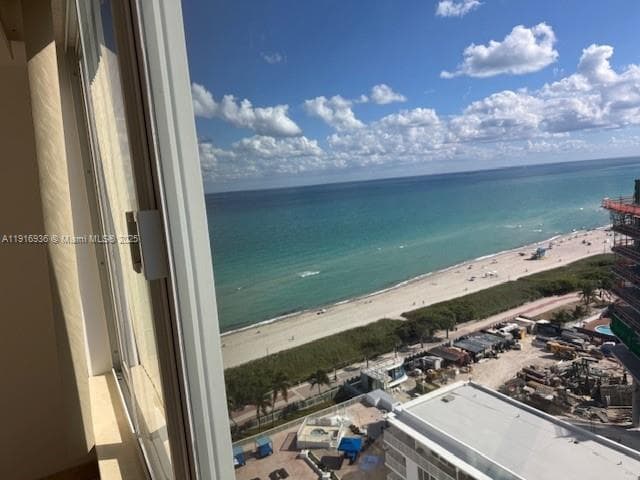 THE CARRIAGE HOUSE CONDO · #1512 in Miami Beach - Photo 34