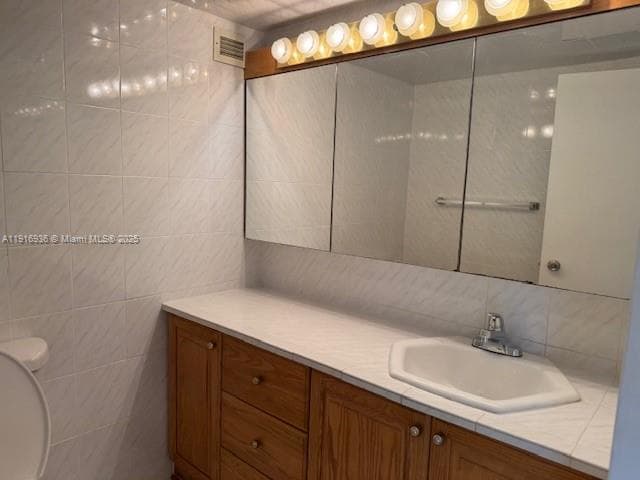 THE CARRIAGE HOUSE CONDO · #1512 in Miami Beach - Photo 18
