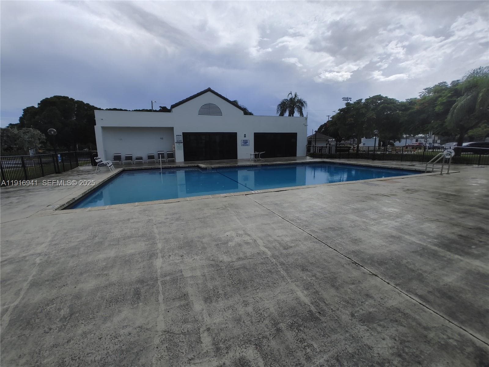 LAKE POINTE CONDOMINIUM · #112 in Oakland Park - Photo 20