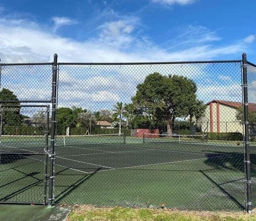 LAKE POINTE CONDOMINIUM · #112 in Oakland Park - Photo 28