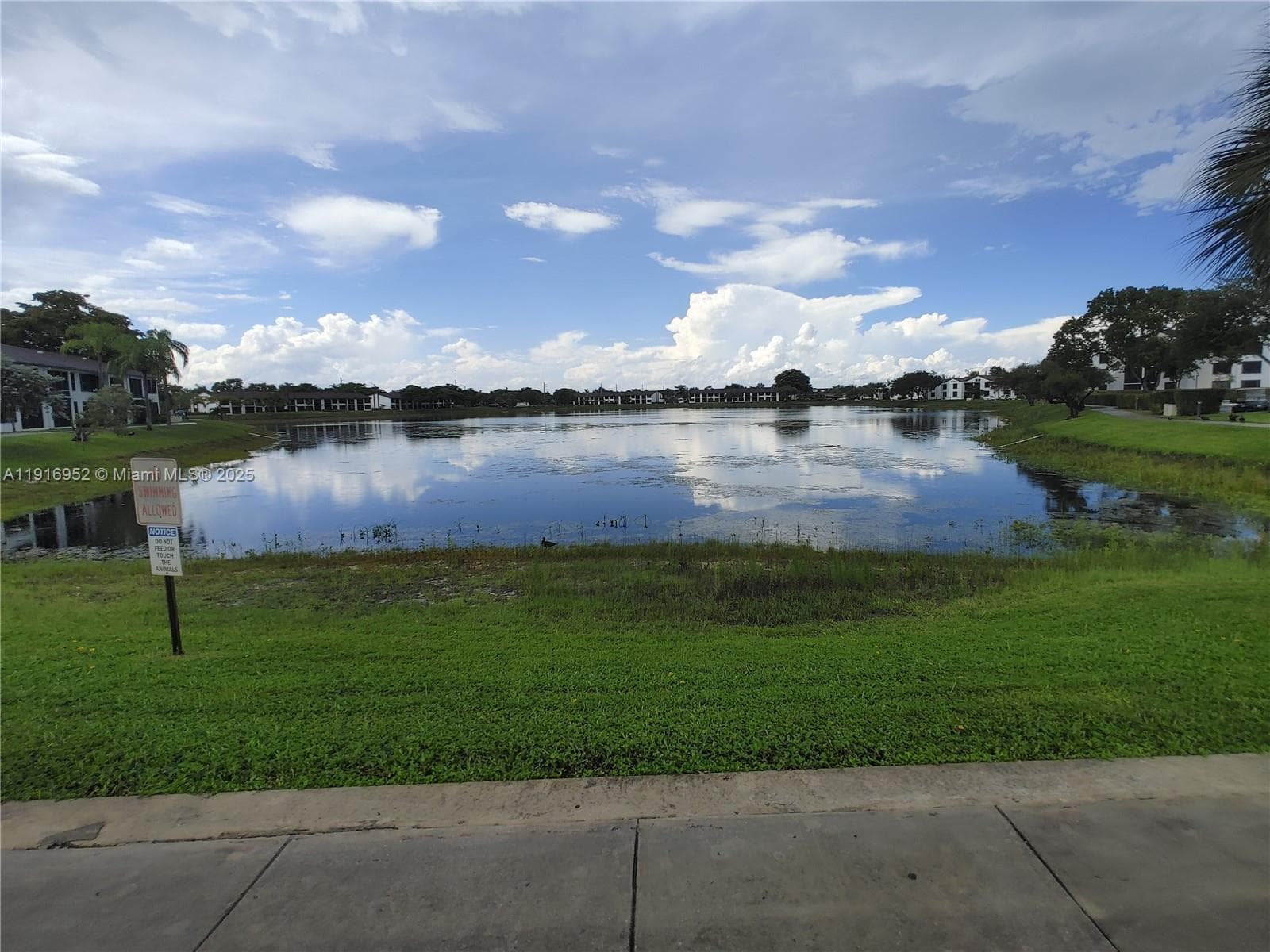 LAKE POINTE CONDOMINIUM · #112 in Oakland Park - Photo 24