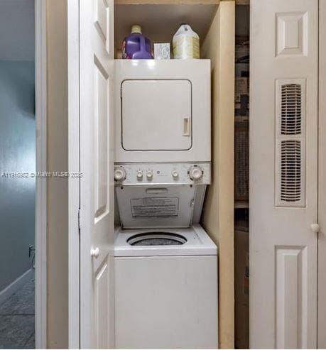 LAKE POINTE CONDOMINIUM · #112 in Oakland Park - Photo 14